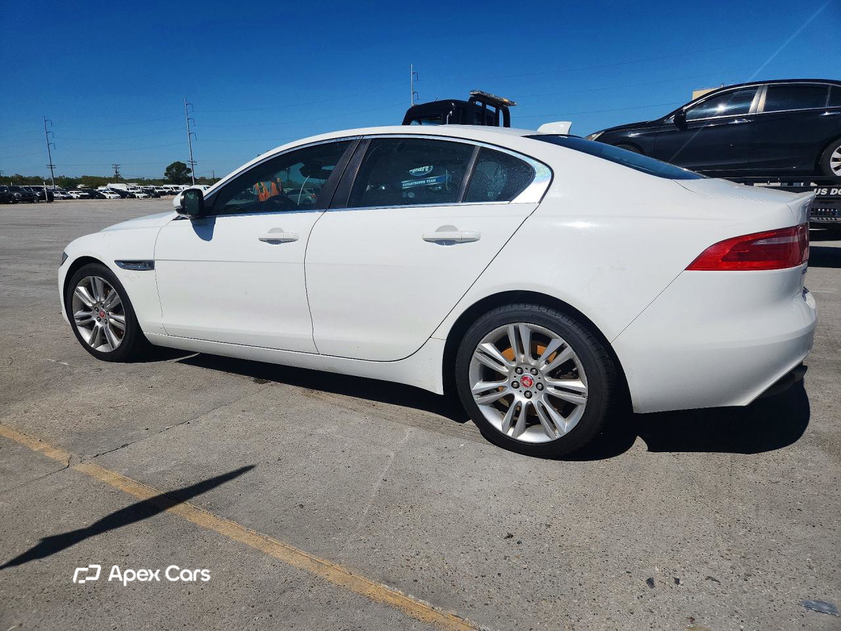 Jaguar XE 2019