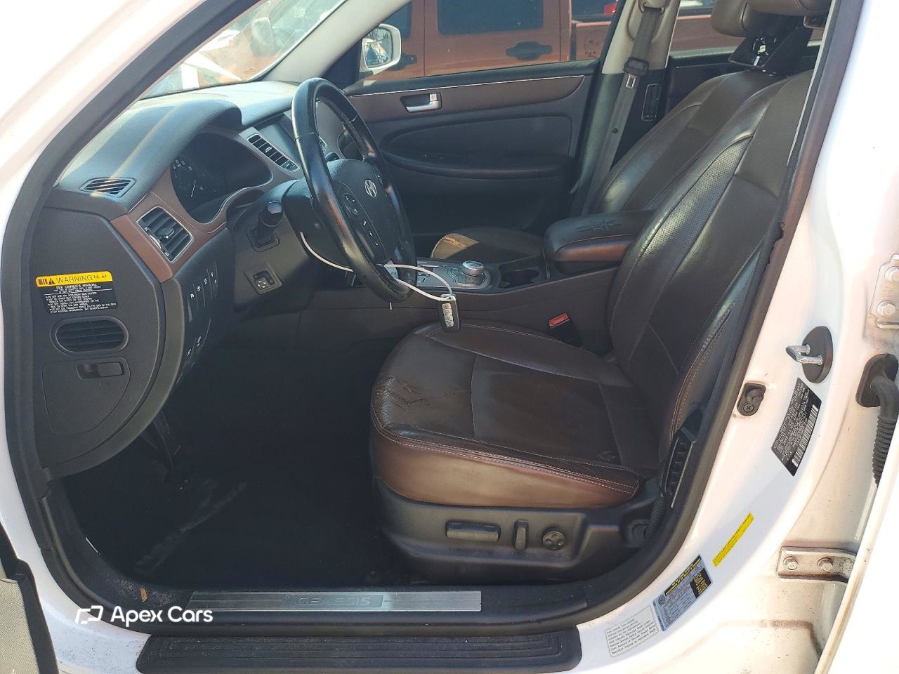 Hyundai Genesis 2013