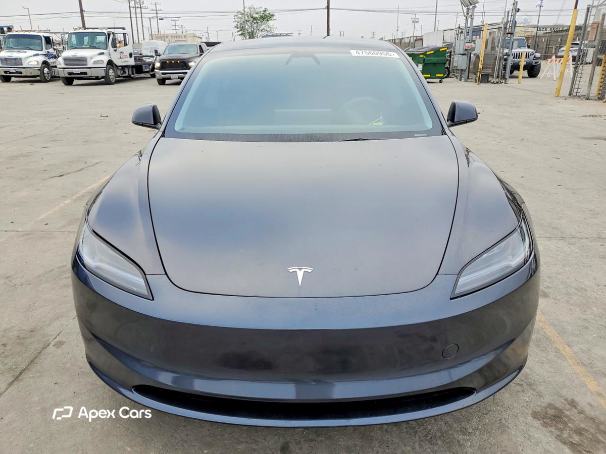 Tesla Model 3 2025