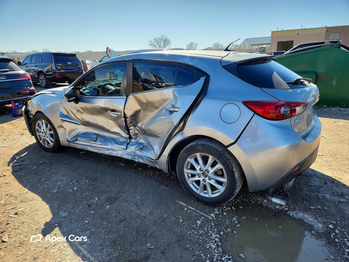 Mazda 3 2016