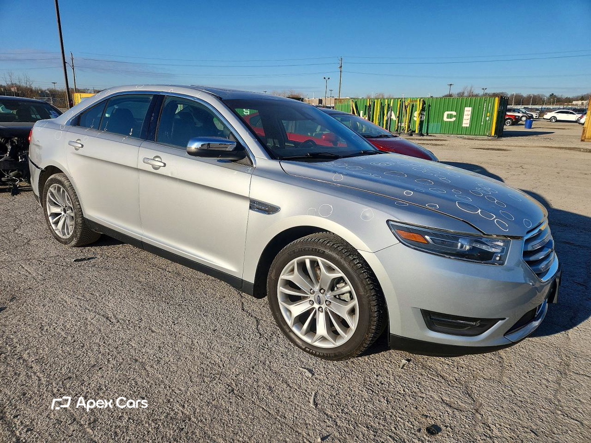 Ford Taurus 2018