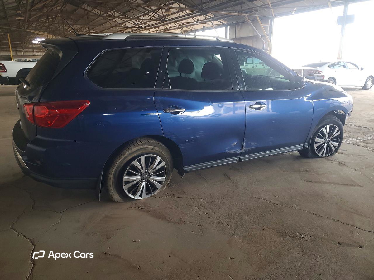 Nissan Pathfinder 2018