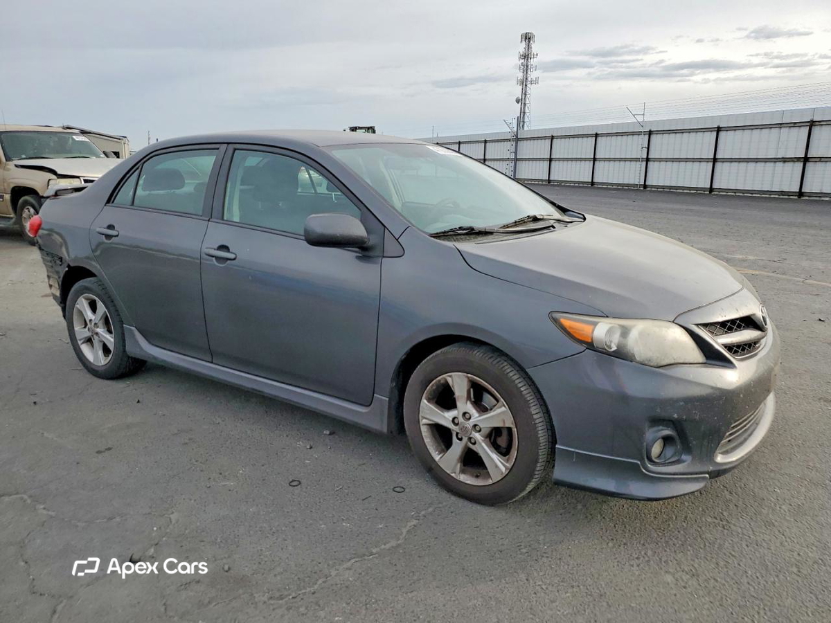 Toyota Corolla 2012