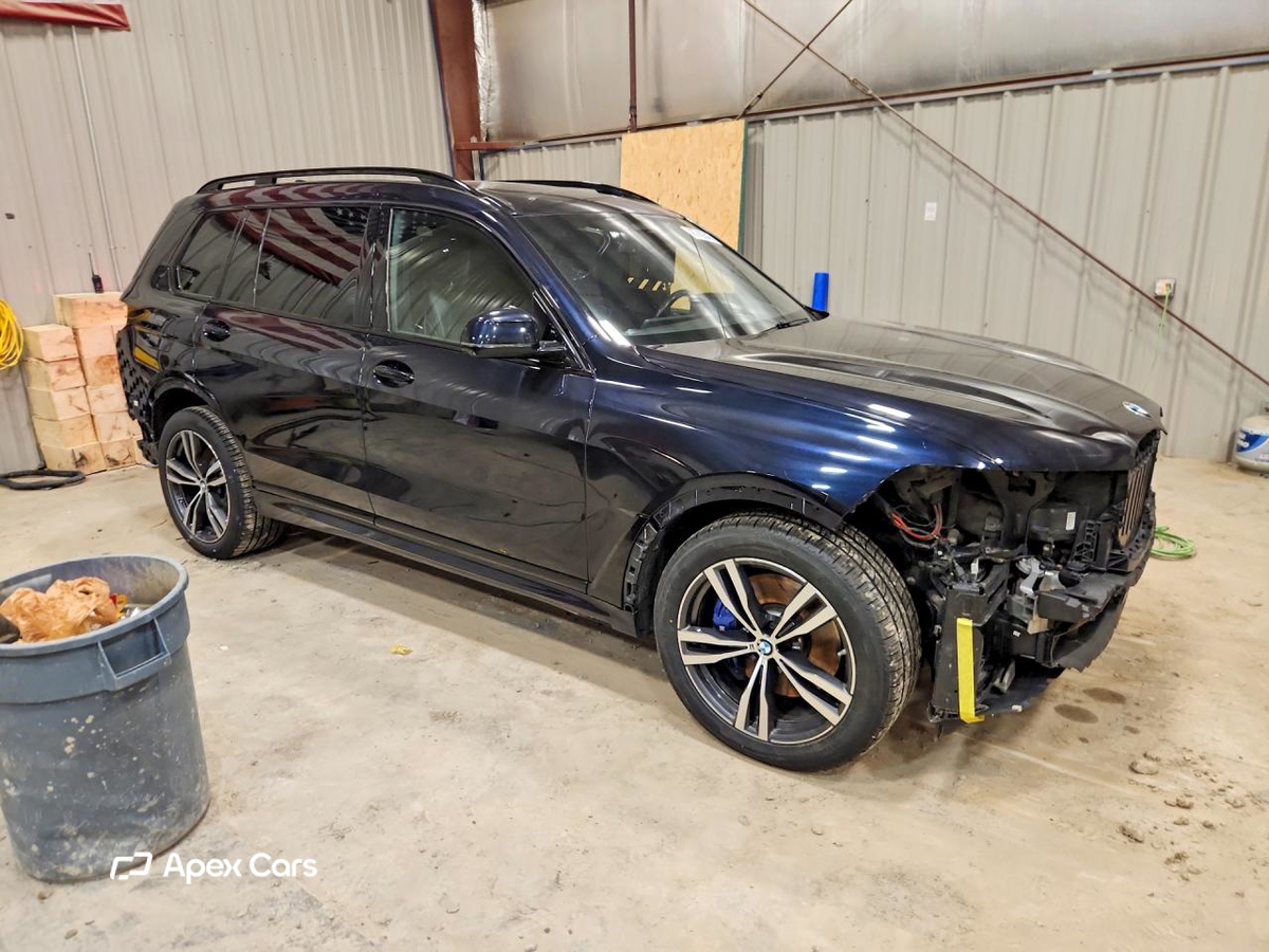 BMW X7 2022