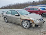 Nissan Altima 2012
