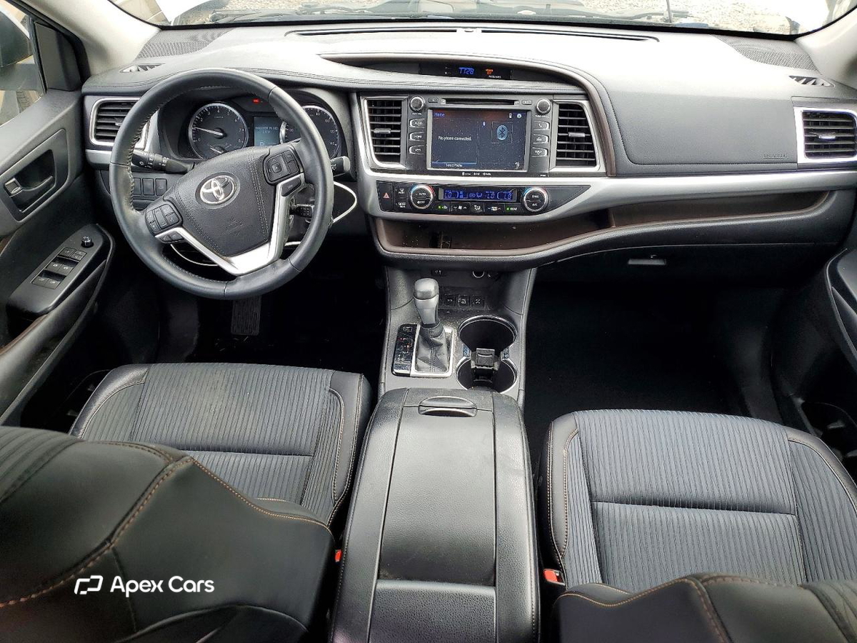 Toyota Highlander 2016