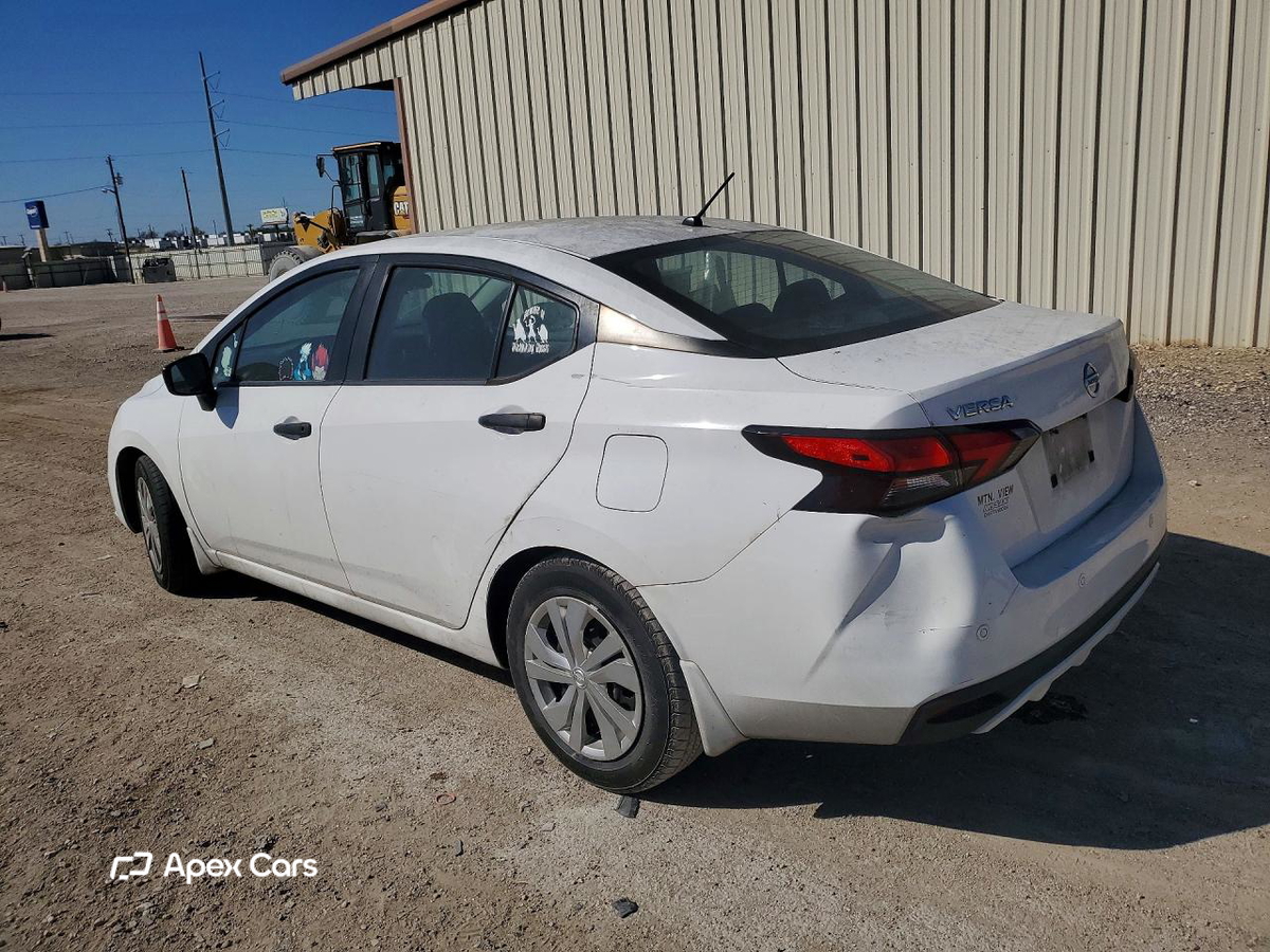 Nissan Versa 2020