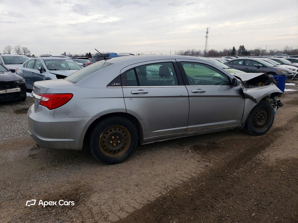 Chrysler 200 2013