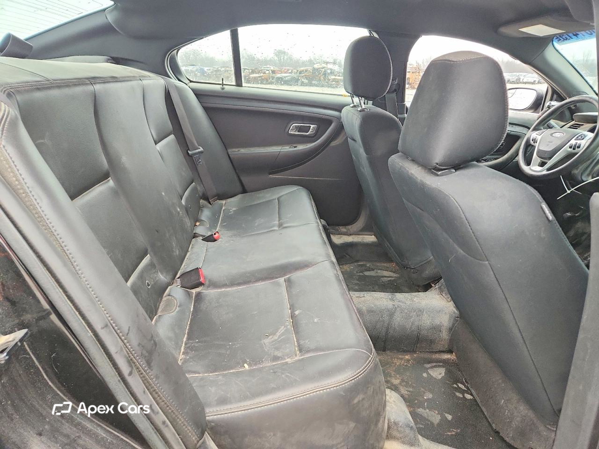 Ford Taurus 2015