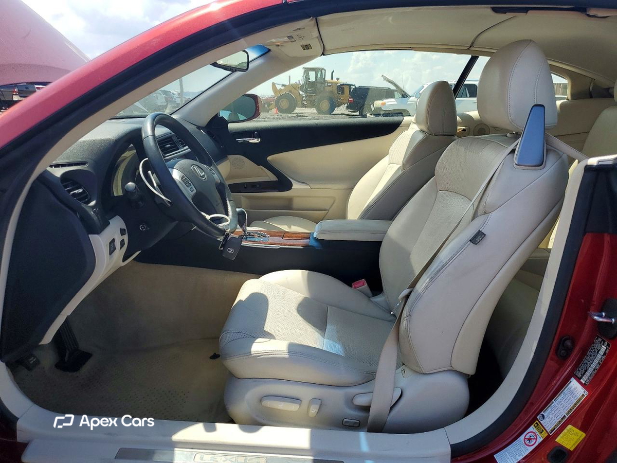 Lexus IS 2015