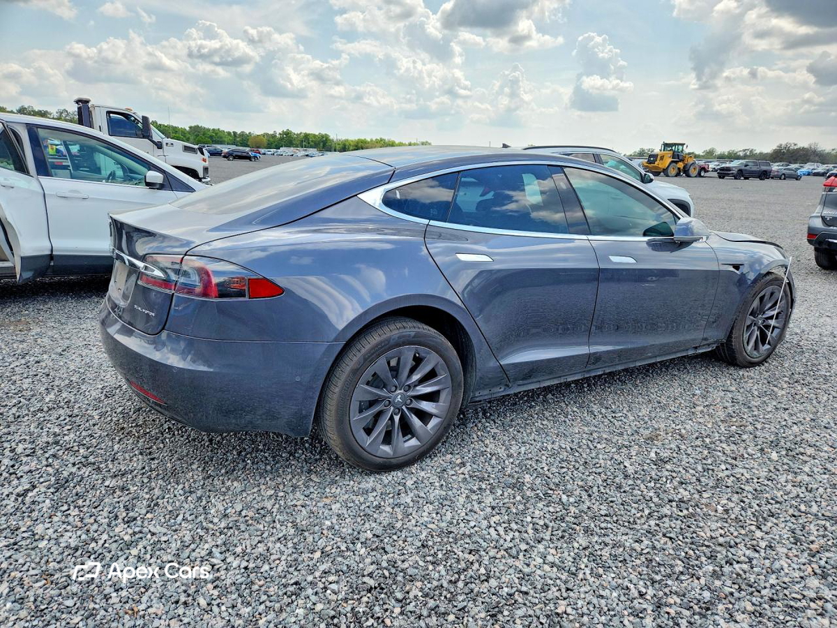 Tesla Model S 2019