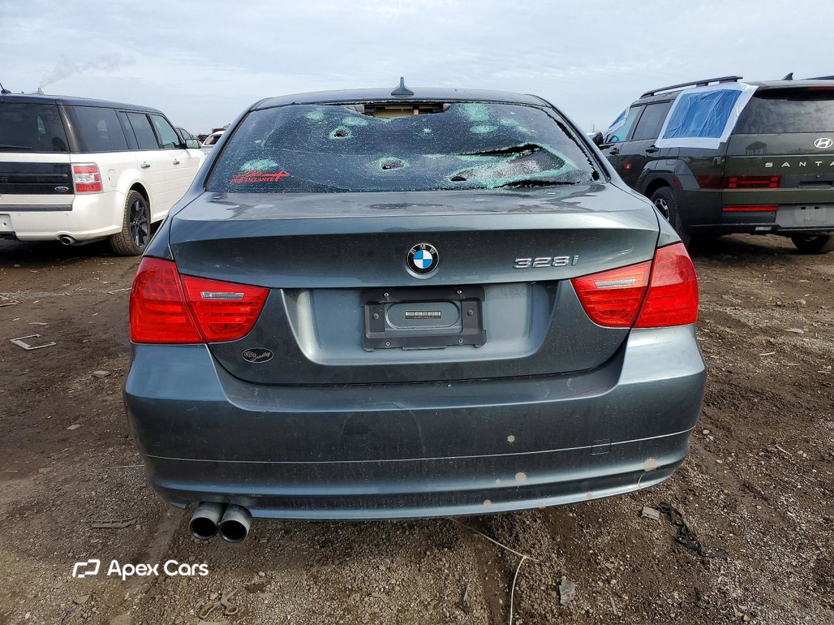 BMW Series 3 2011