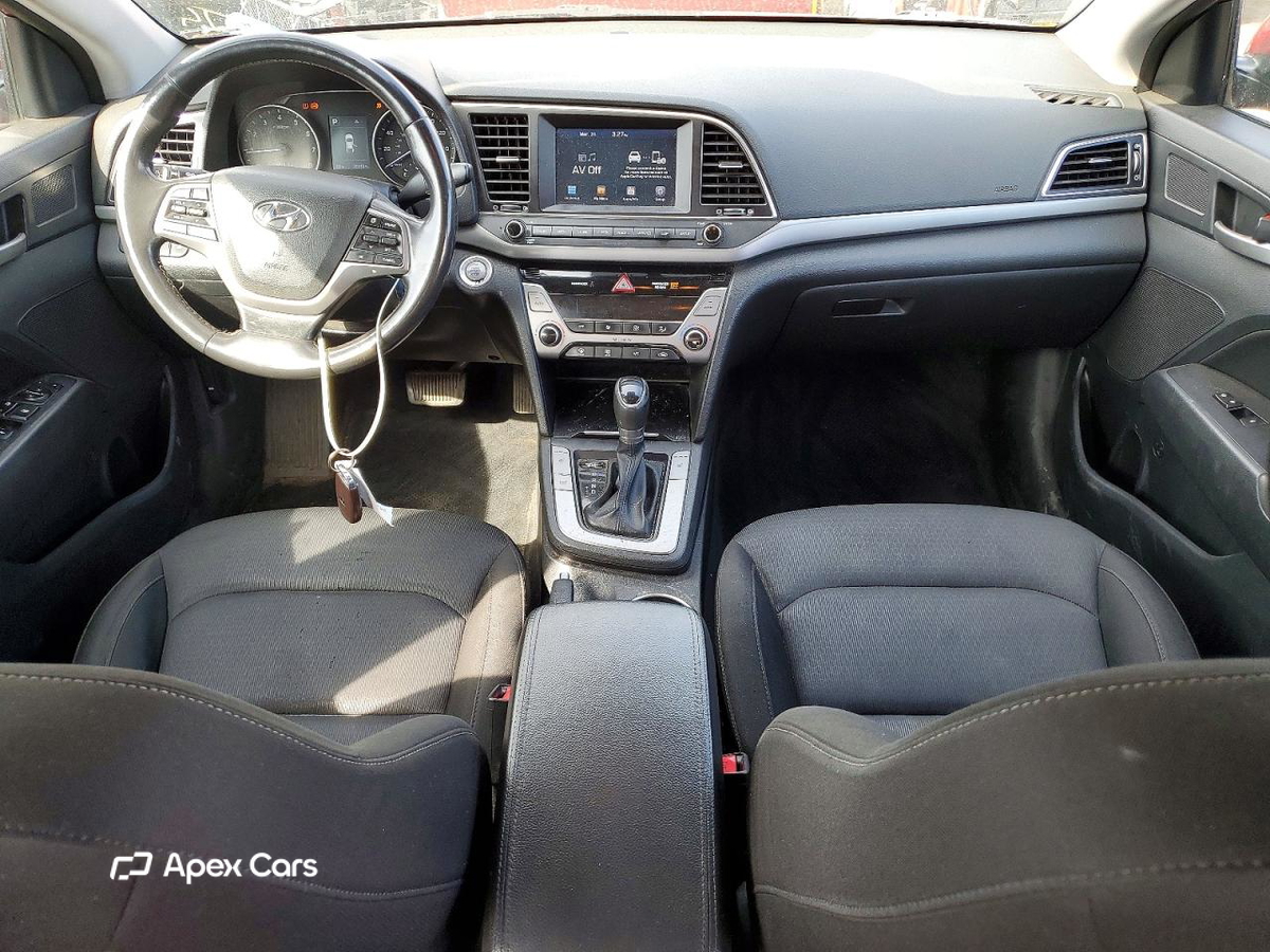 Hyundai Elantra 2017
