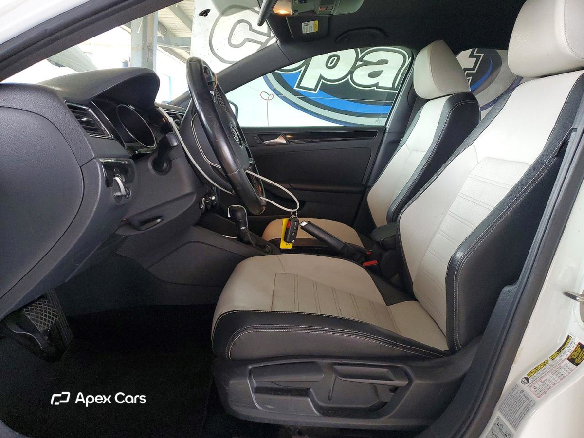 Volkswagen Jetta 2015
