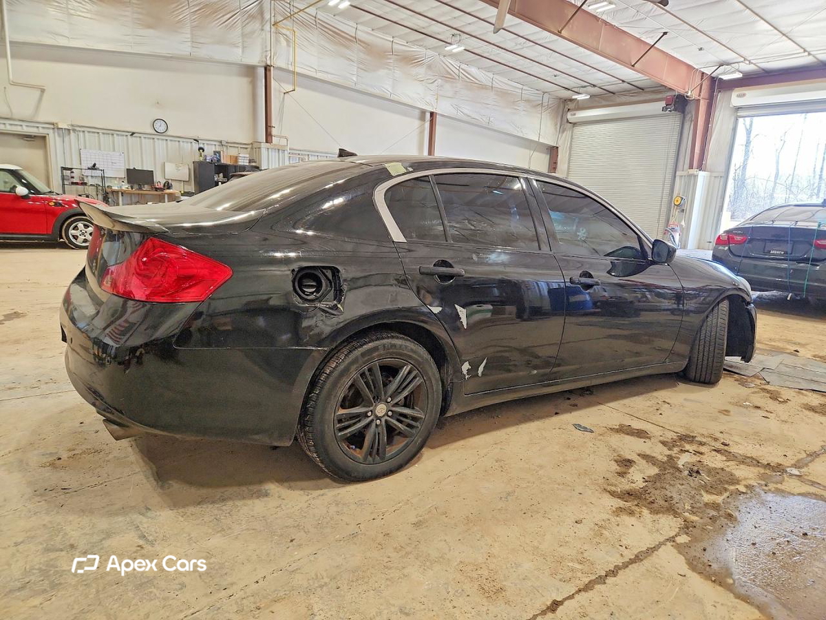 Infiniti G 2013