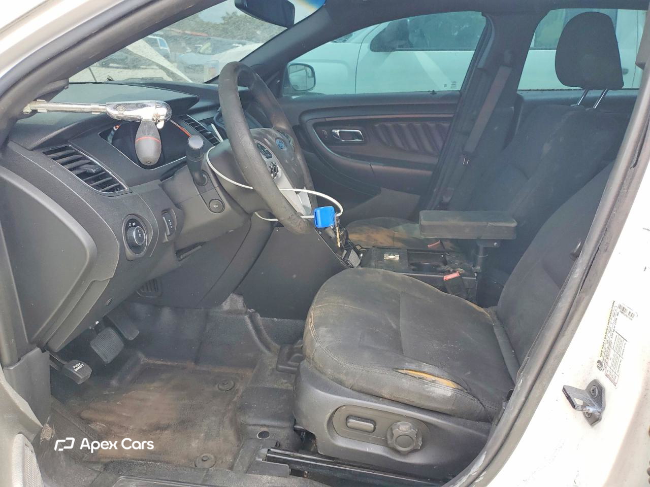 Ford Taurus 2016