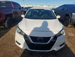 Nissan Versa 2021