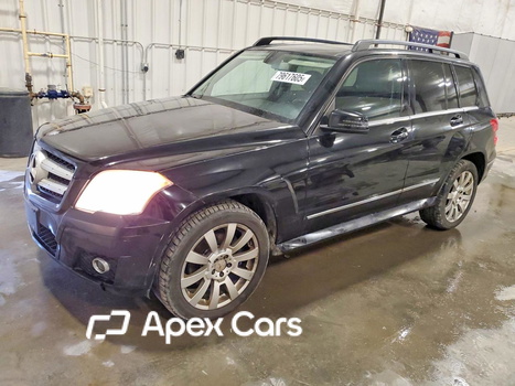Mercedes-Benz  2010 - Image 1 of 13