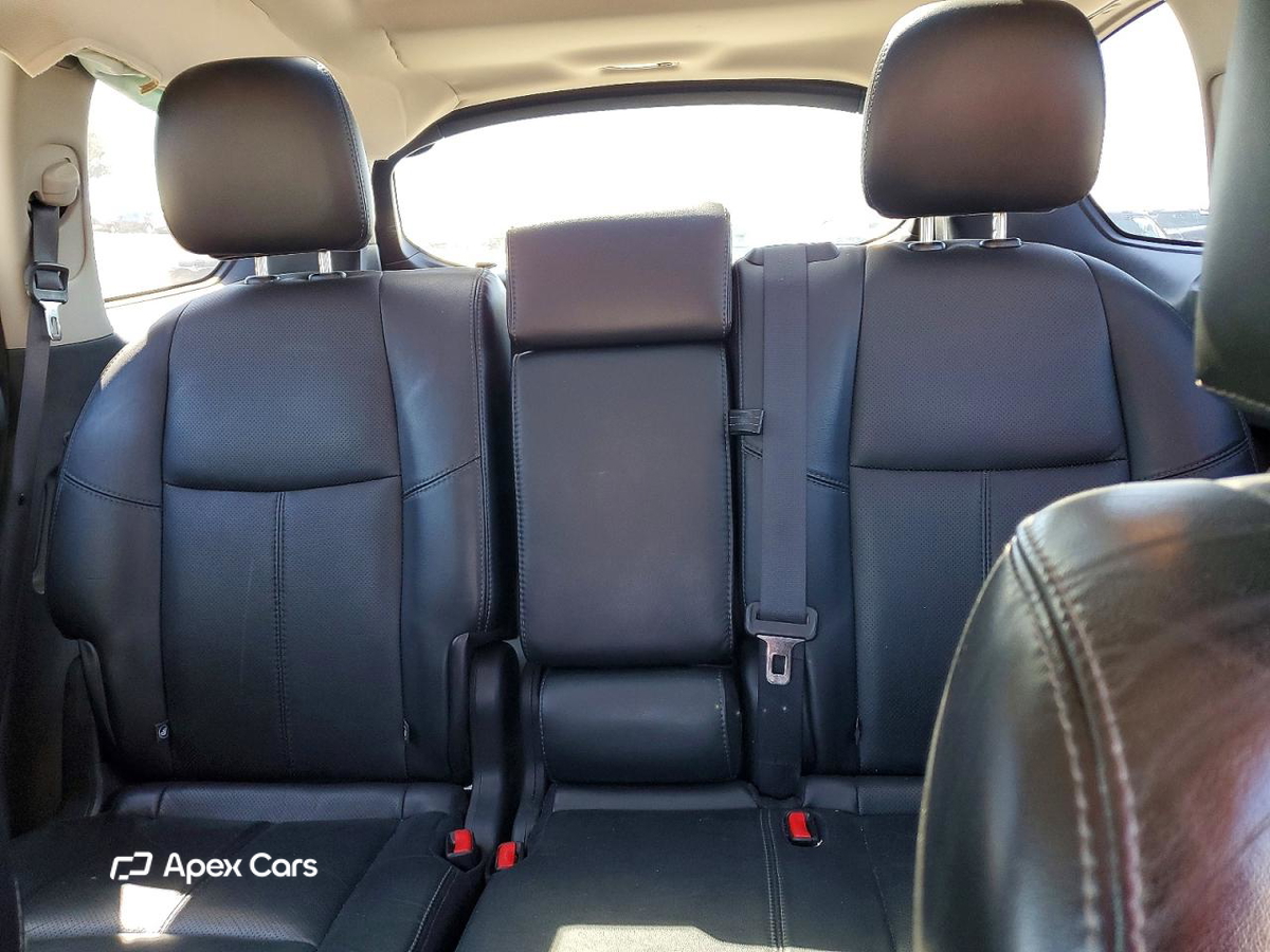 Nissan Pathfinder 2014
