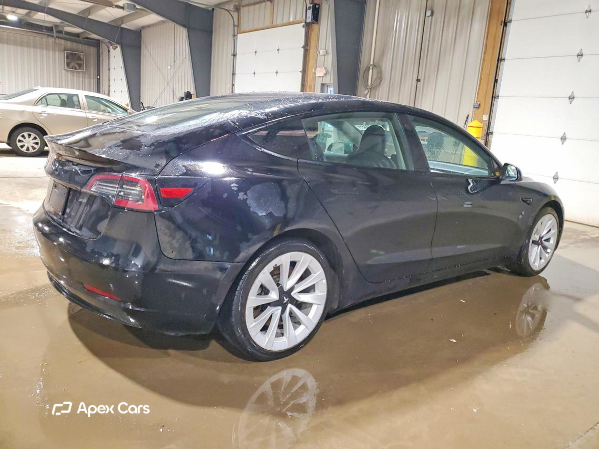 Tesla Model 3 2022