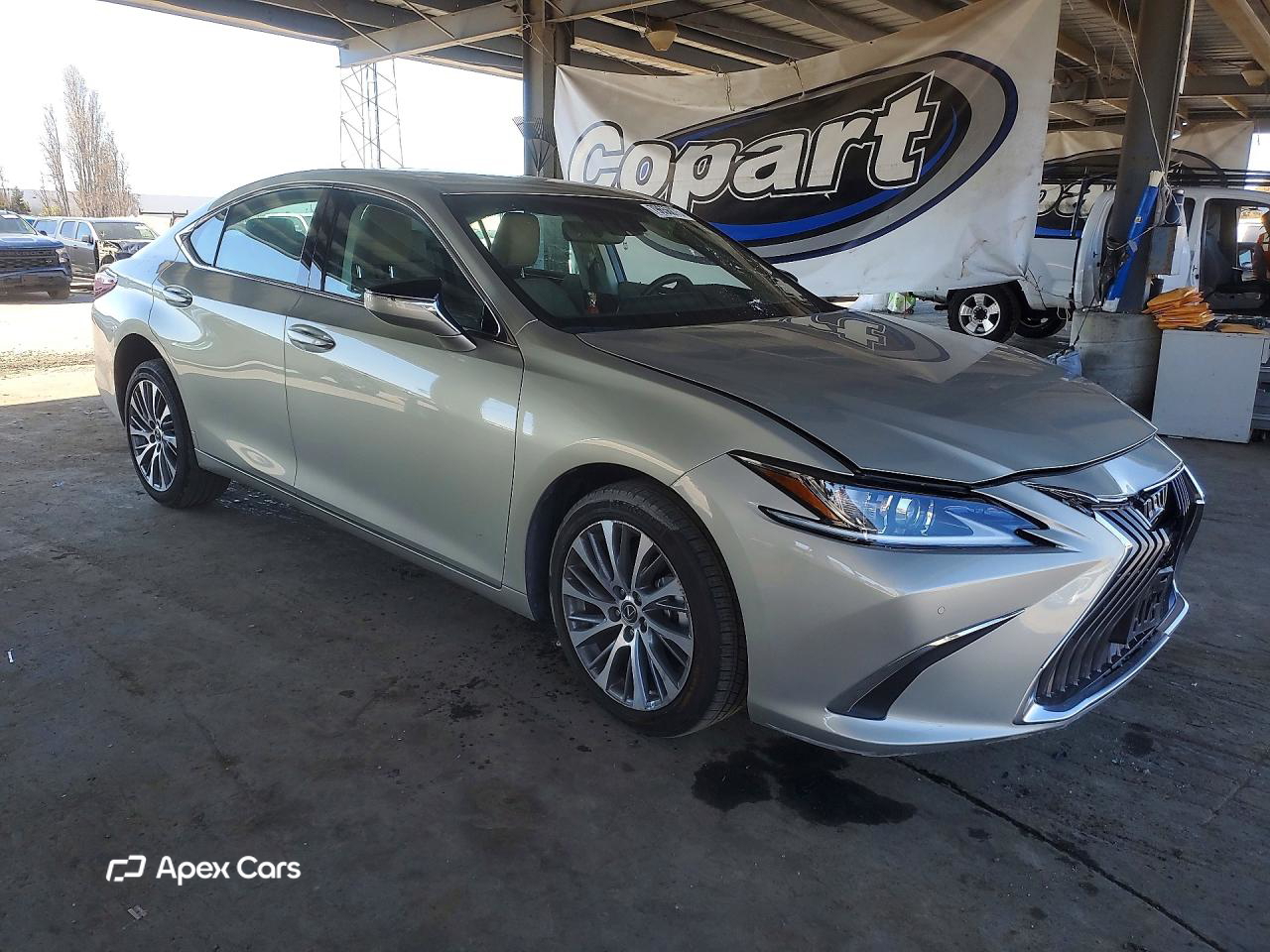 Lexus ES 2021