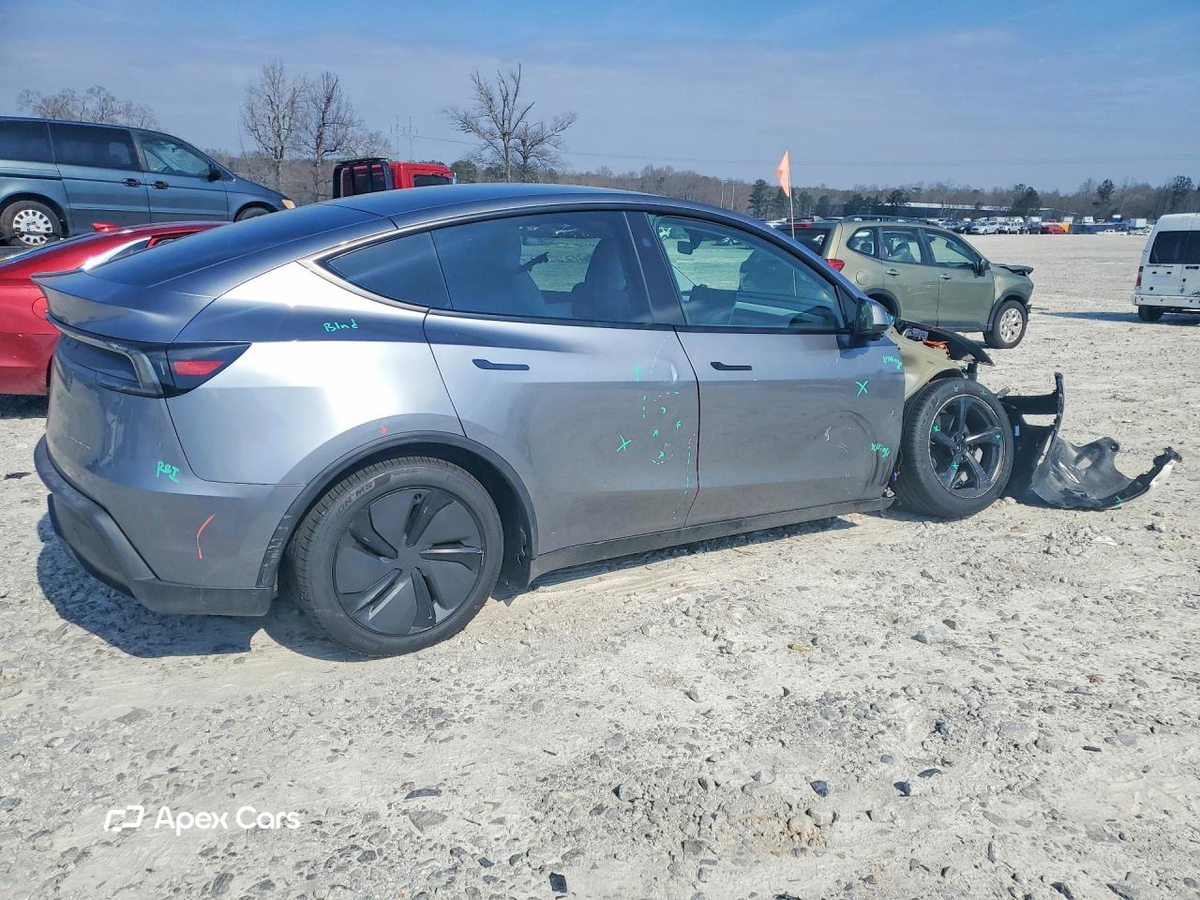 Tesla Model Y 2026