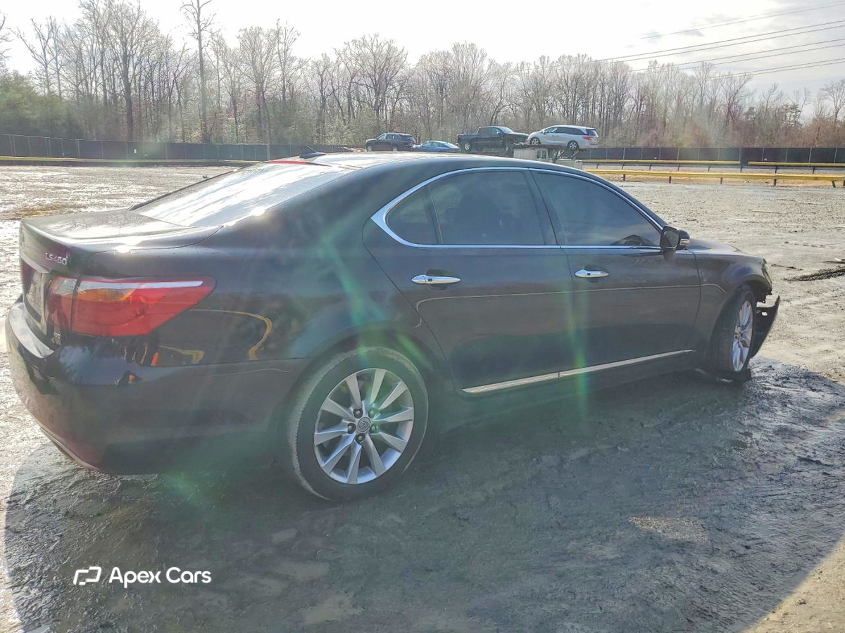 Lexus LS 2011