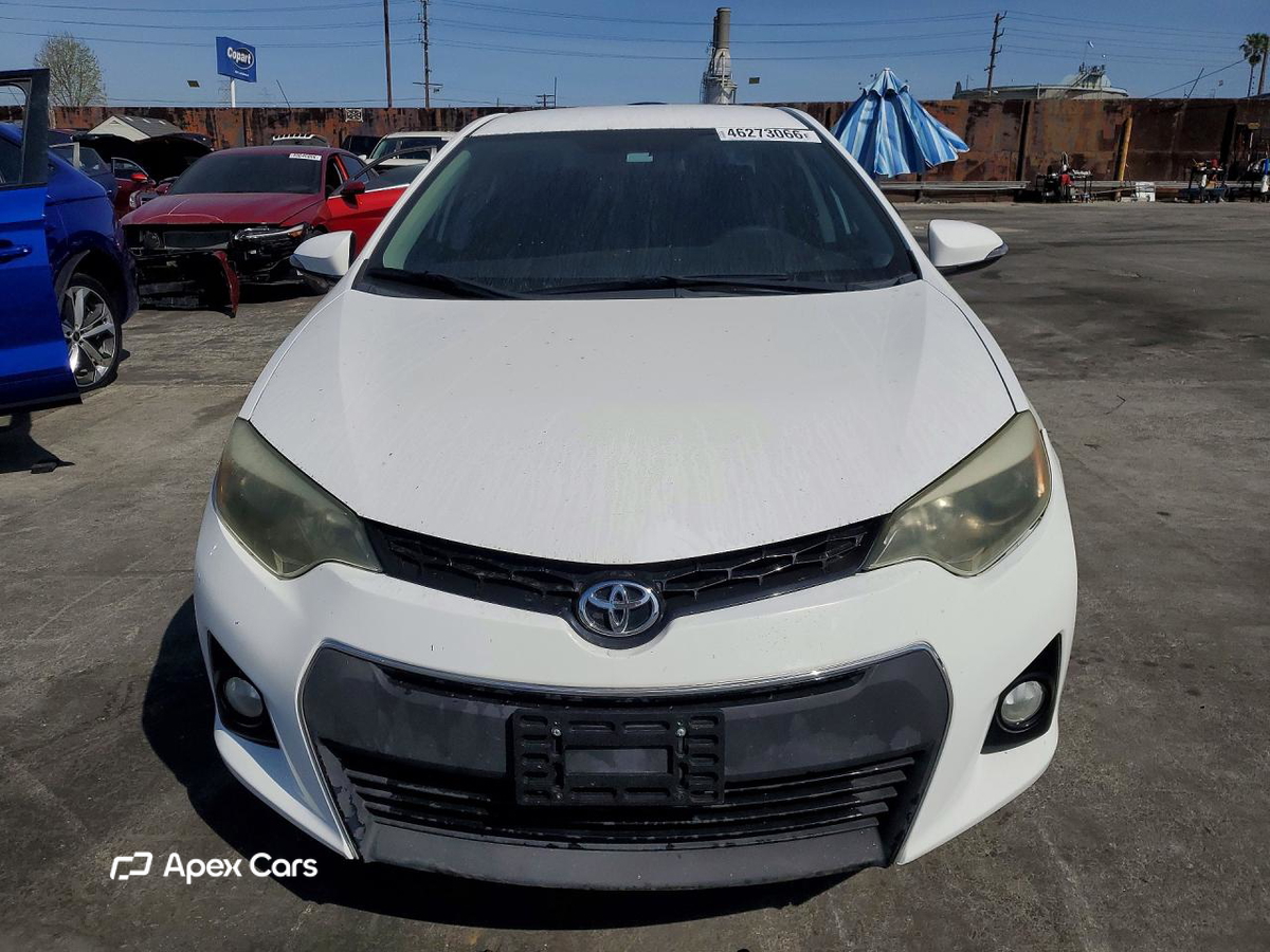 Toyota Corolla 2015