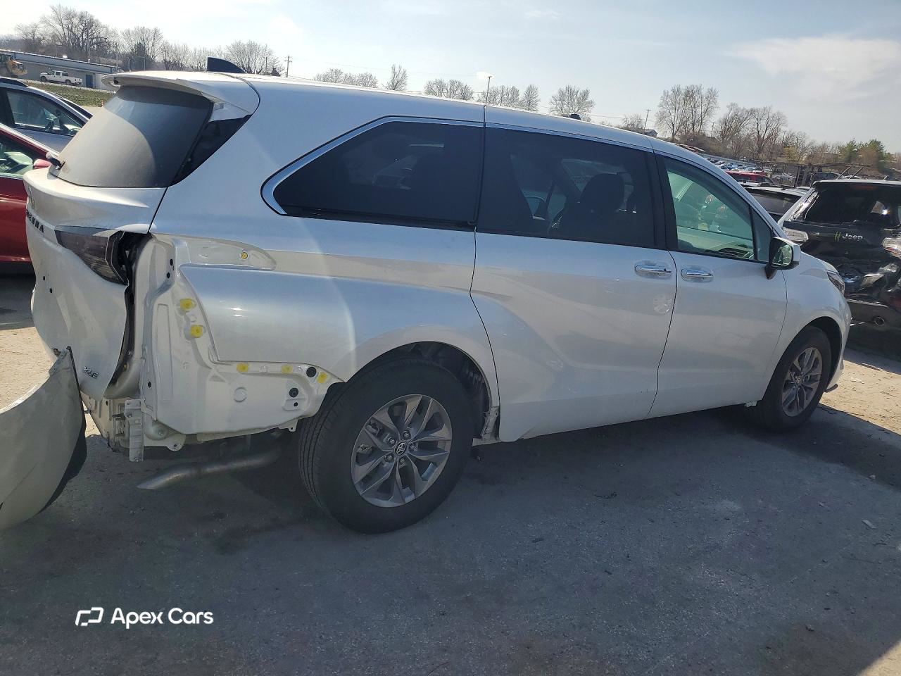 Toyota Sienna 2025