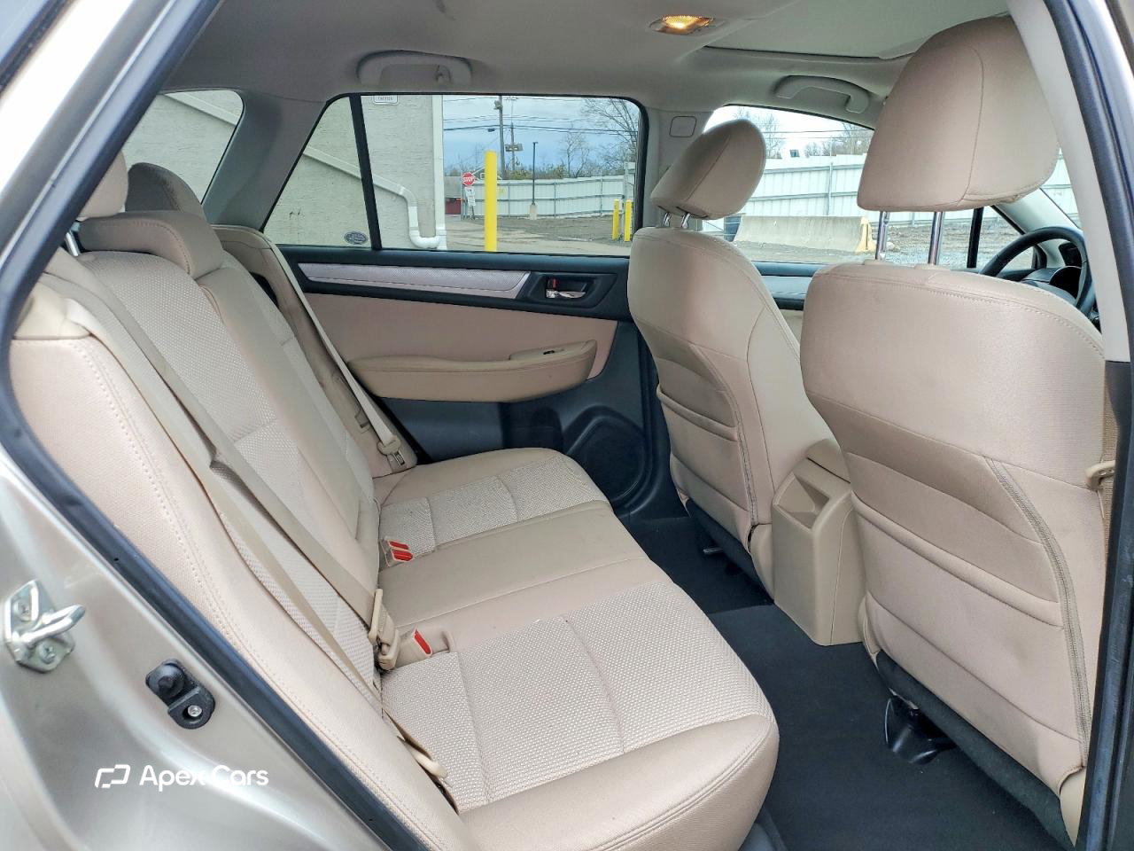 Subaru Outback 2016