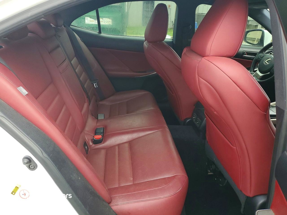 Lexus IS 2014
