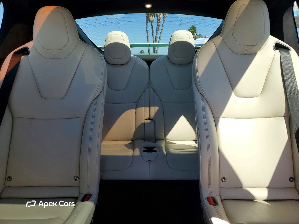 Tesla Model X 2020