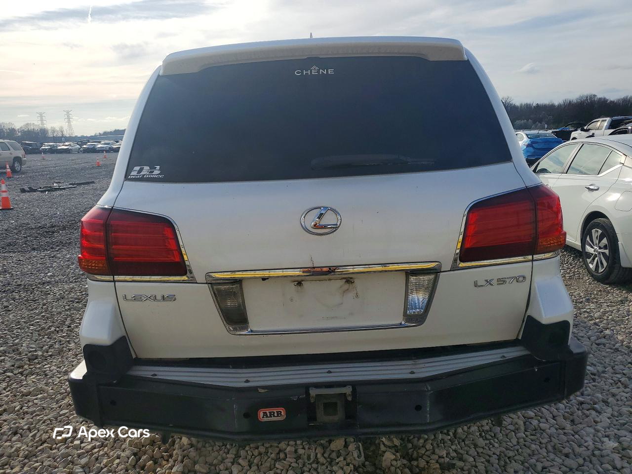 Lexus LX 2010