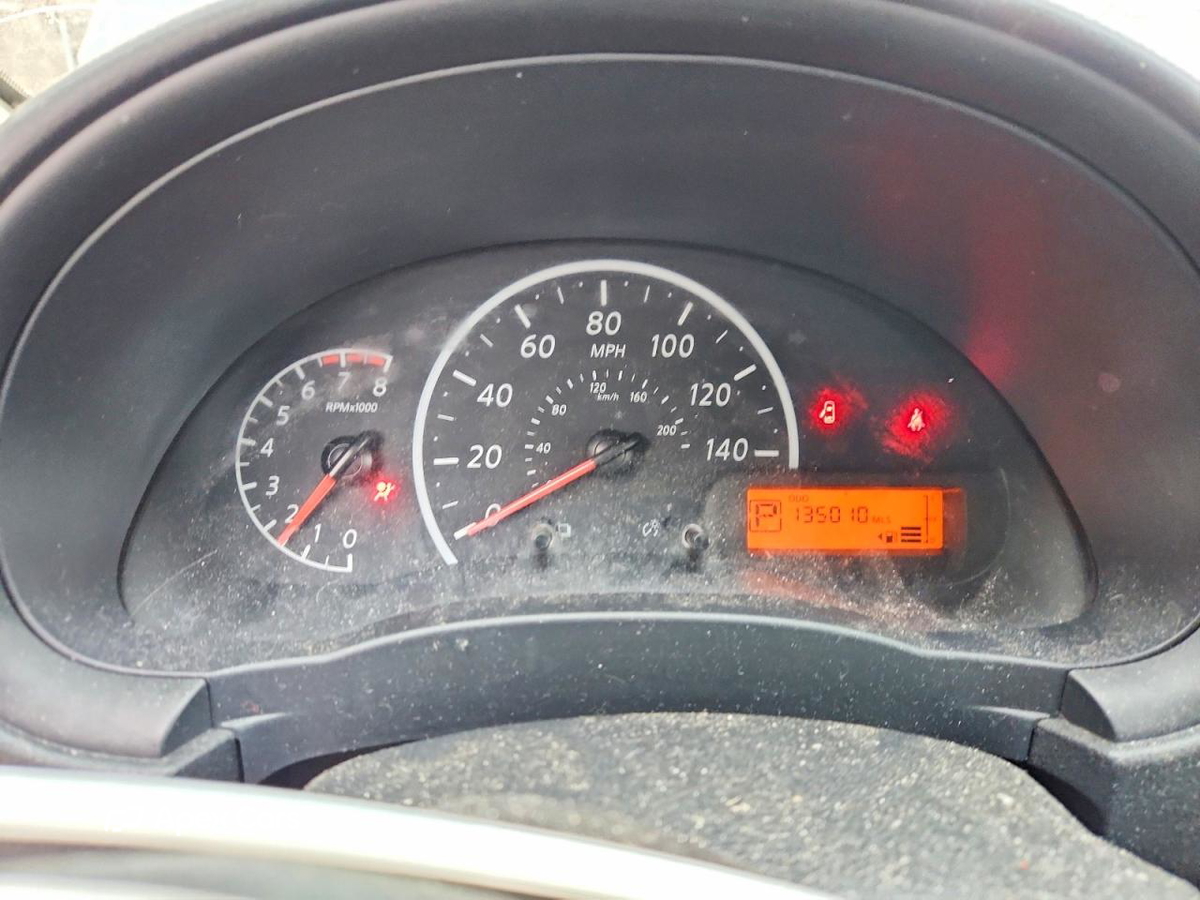 Nissan Versa 2015