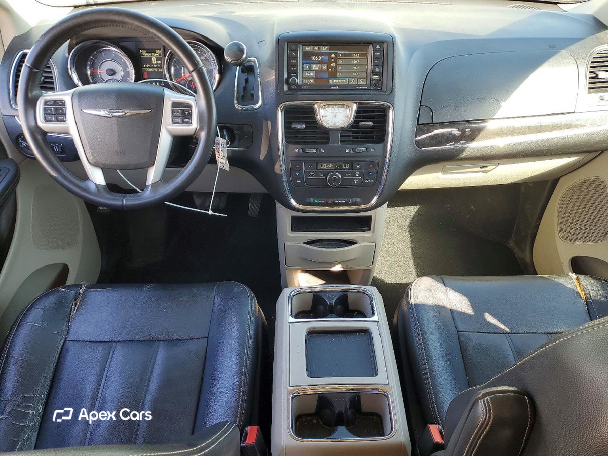 Chrysler Voyager 2016
