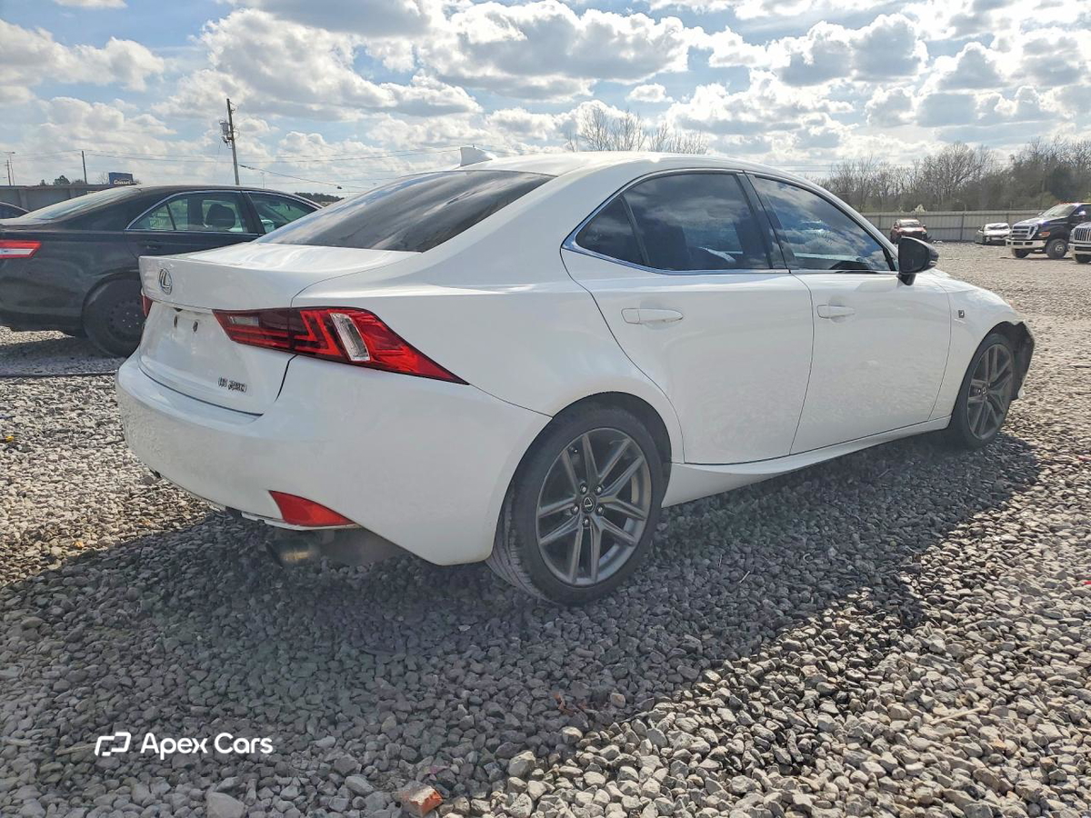 Lexus IS 2015