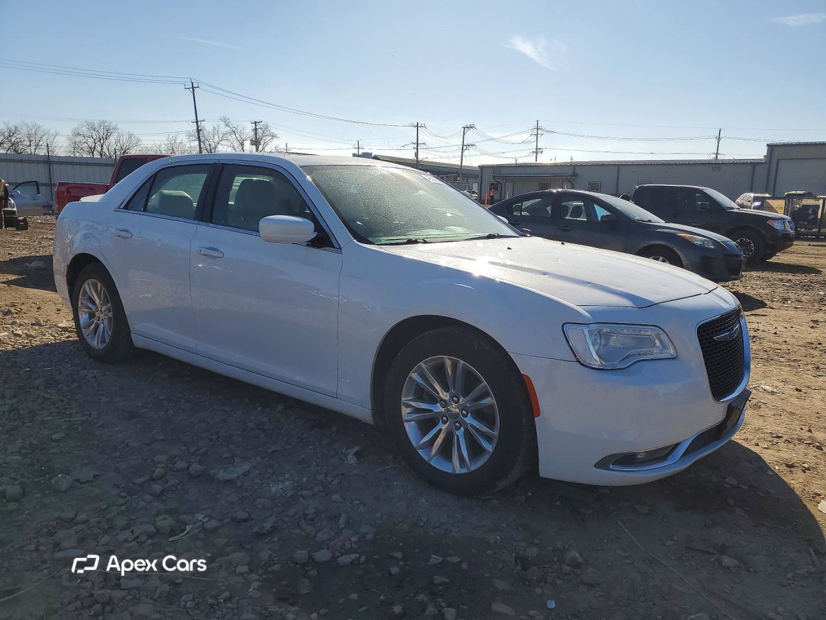 Chrysler 300 2017