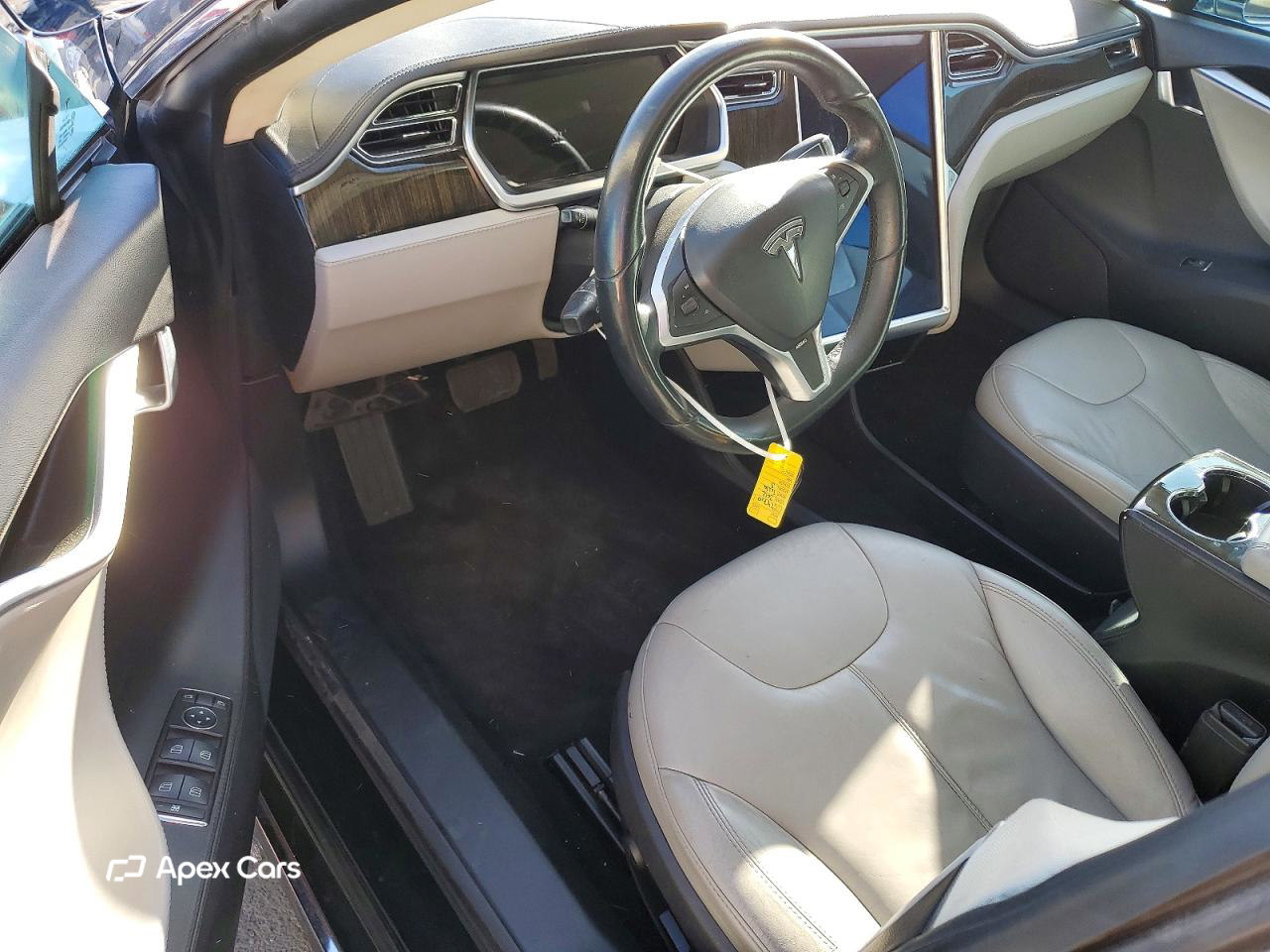 Tesla Model S 2012