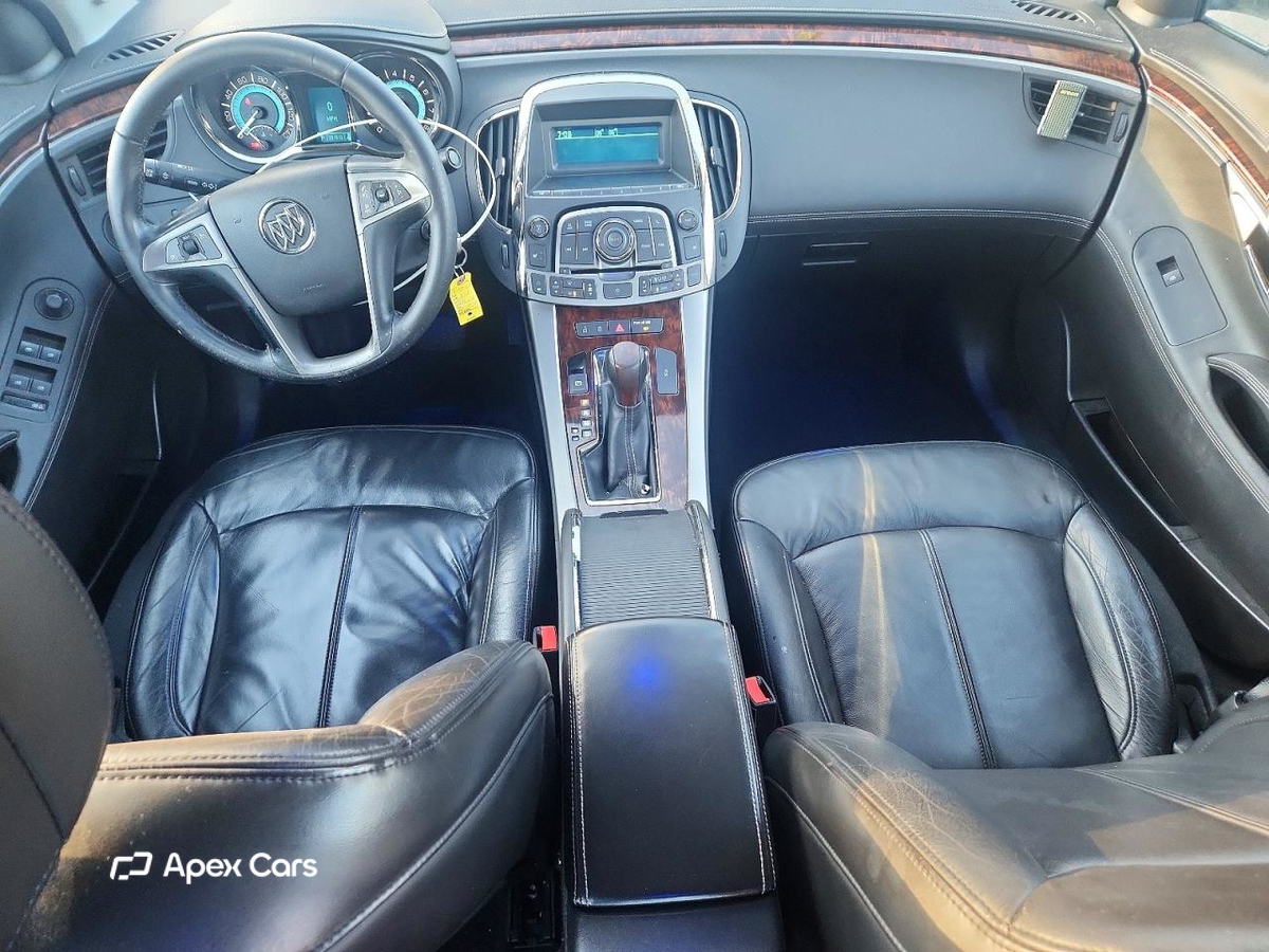 Buick LaCrosse 2011