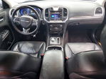 Chrysler 300 2016