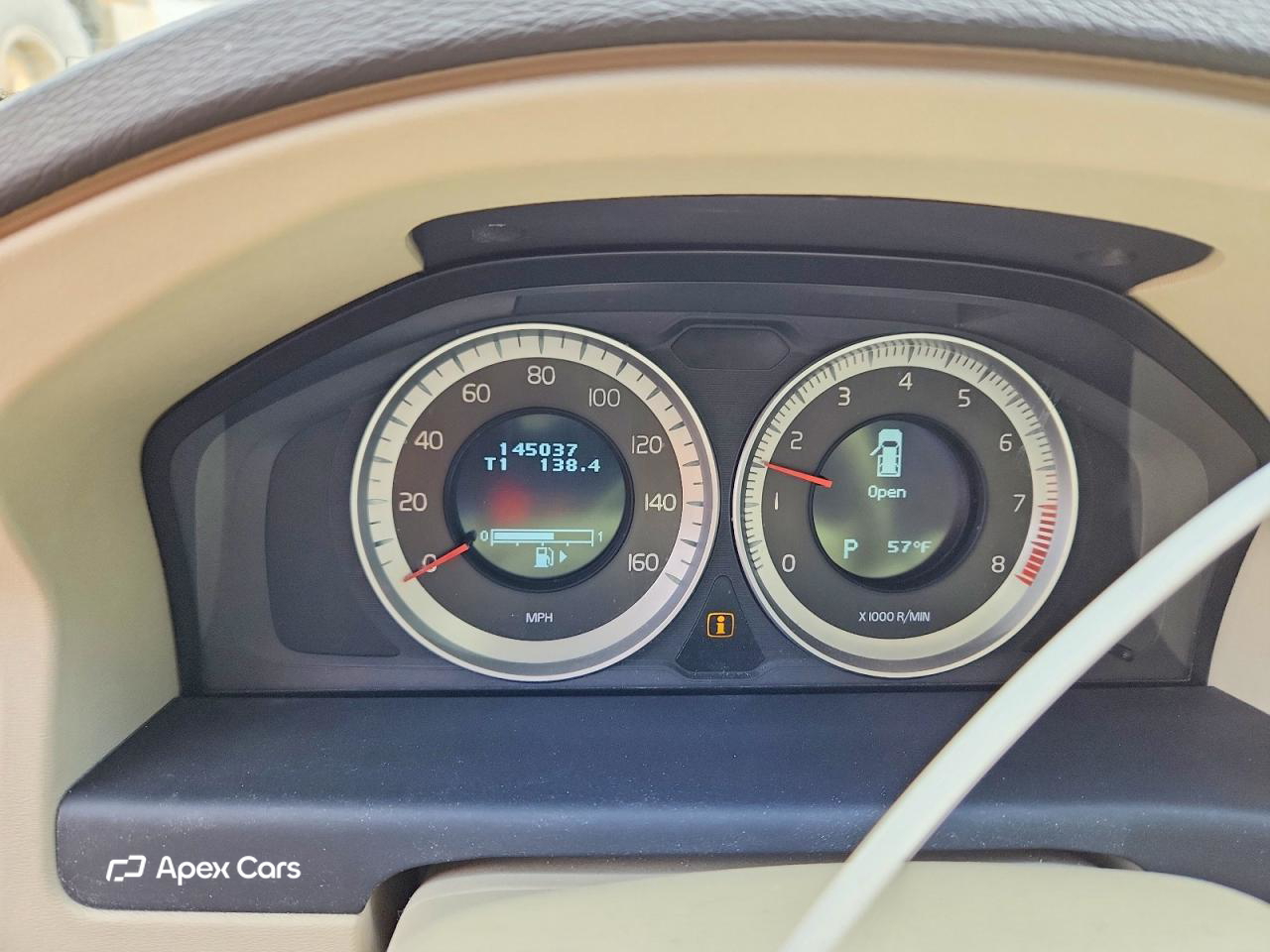 Volvo XC70 2011