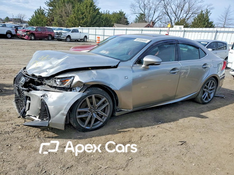 Lexus IS 2017 - Image 1 of 5