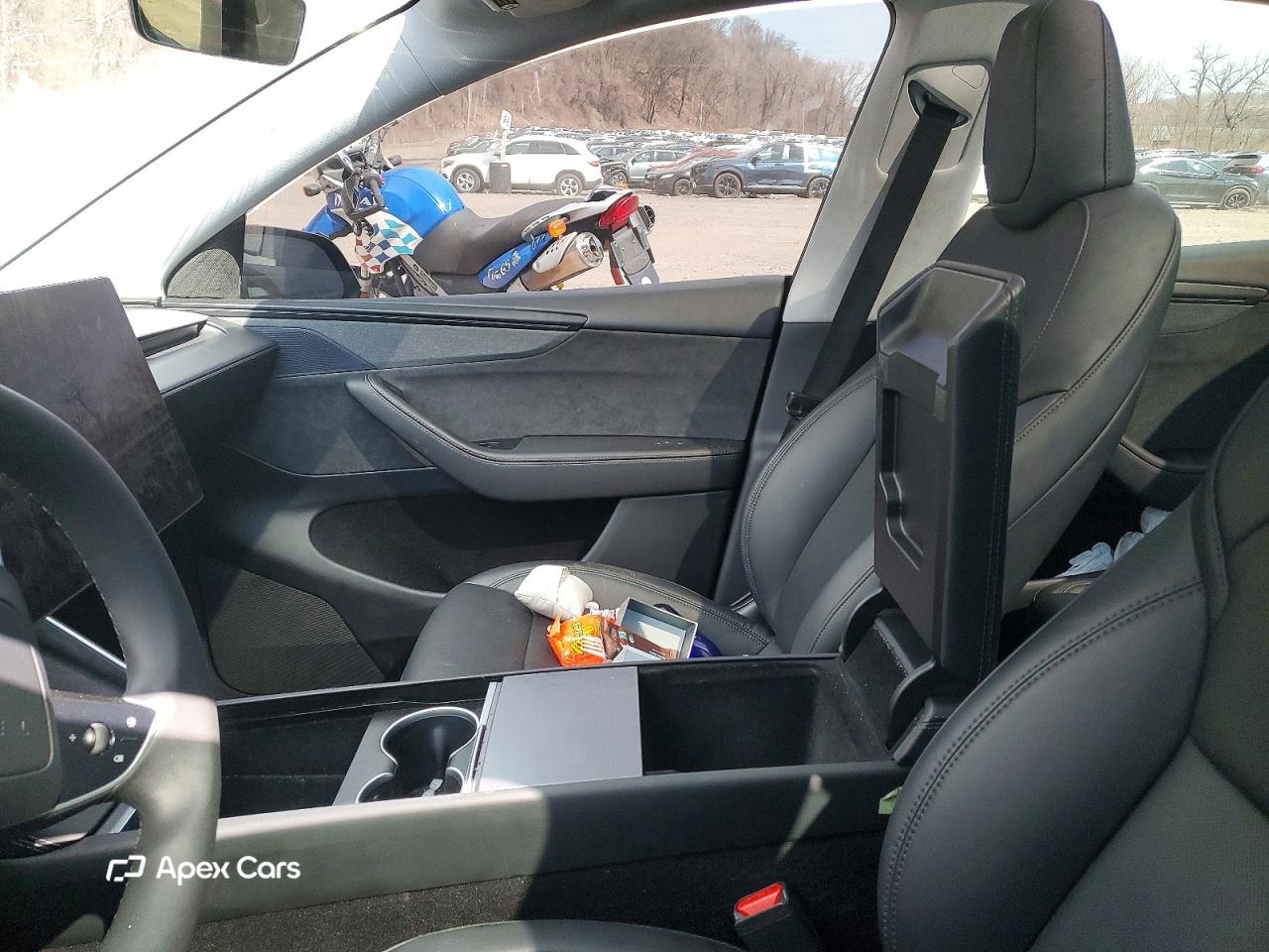 Tesla Model Y 2026