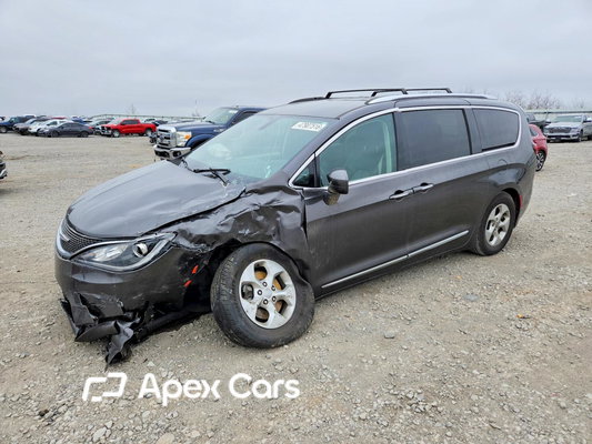 Chrysler Pacifica 2017 - Image 1 of 14