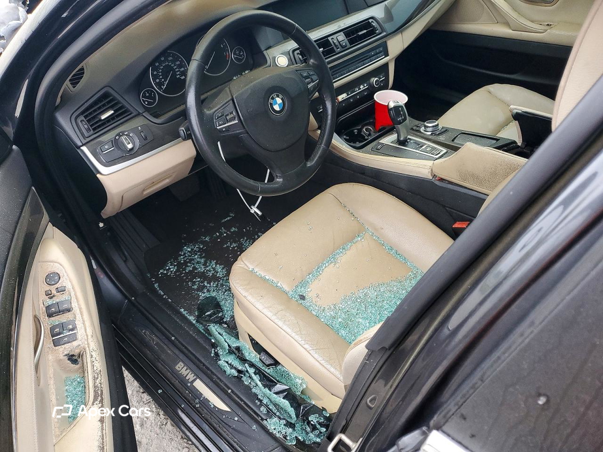 BMW Series 5 2011
