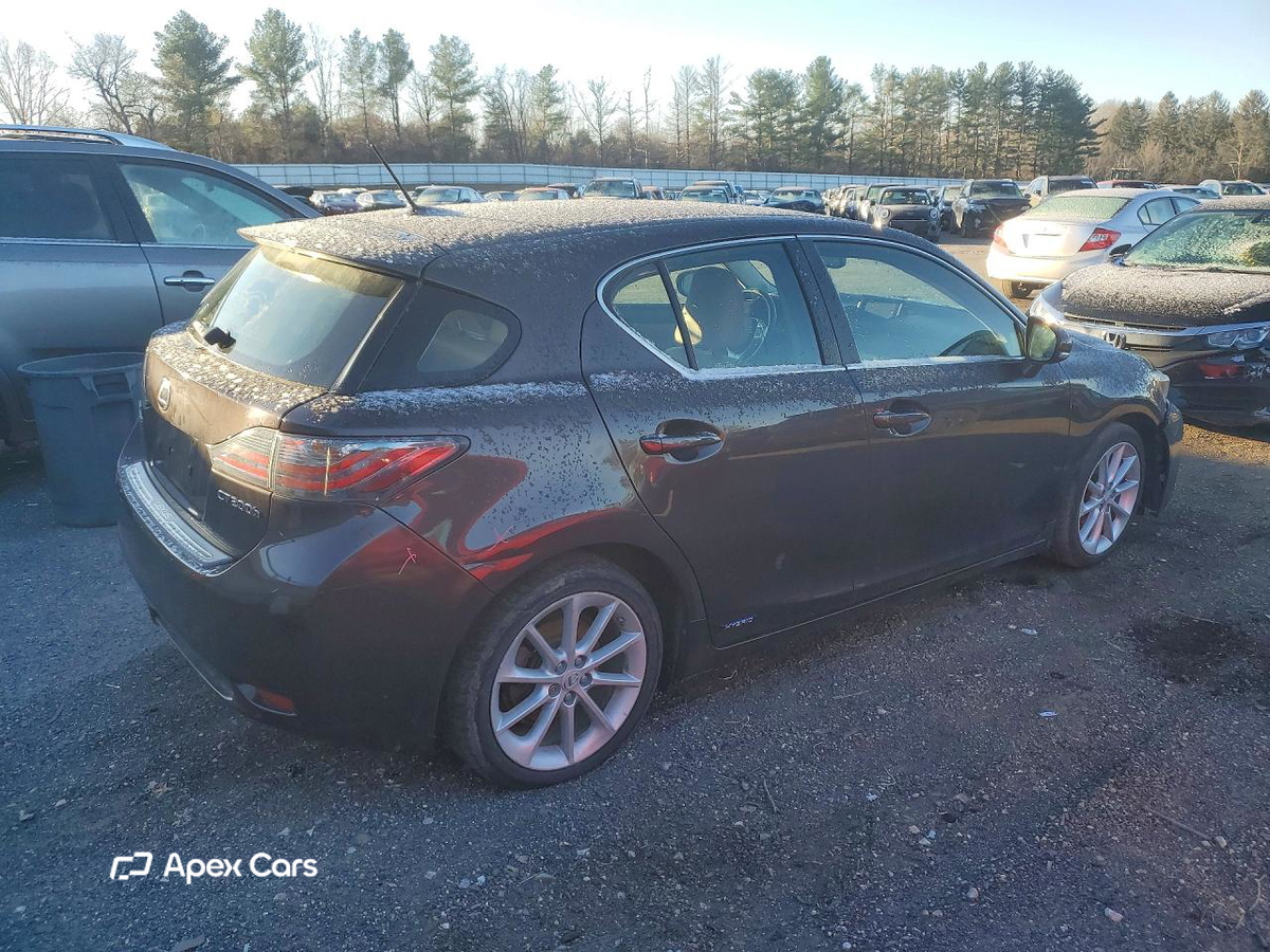 Lexus CT 2013