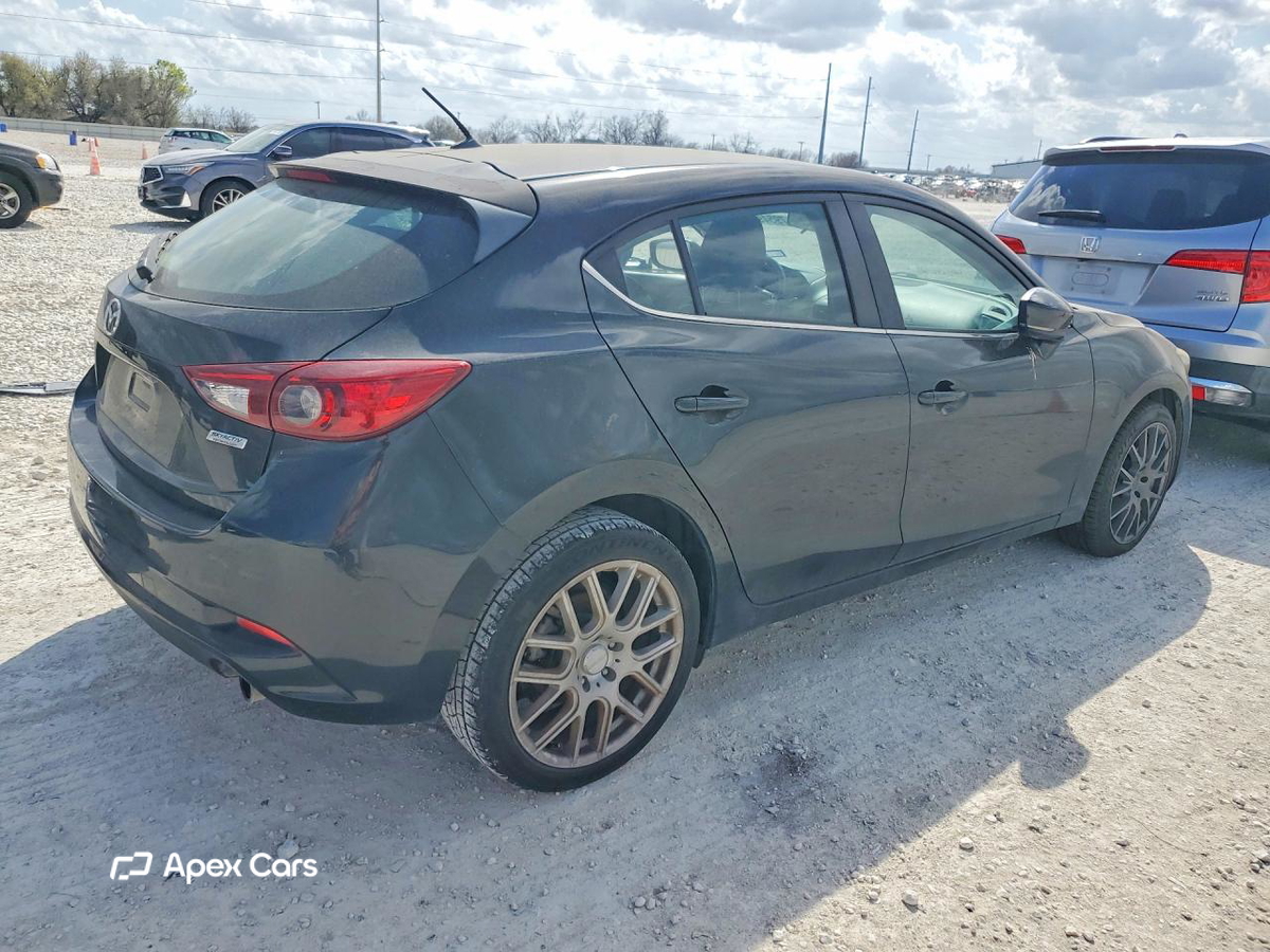 Mazda 3 2018