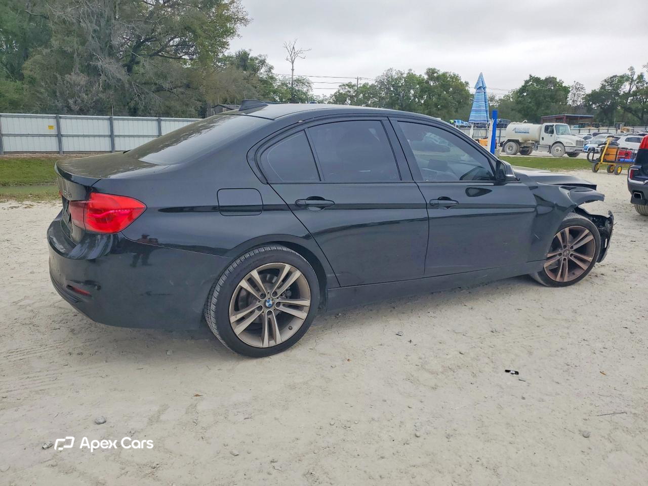 BMW Series 3 2016