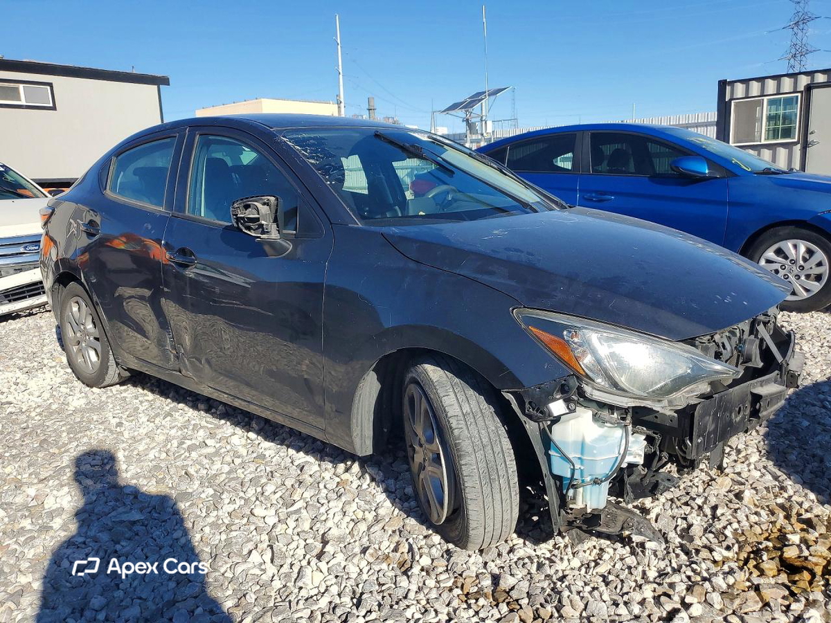Scion iA 2016