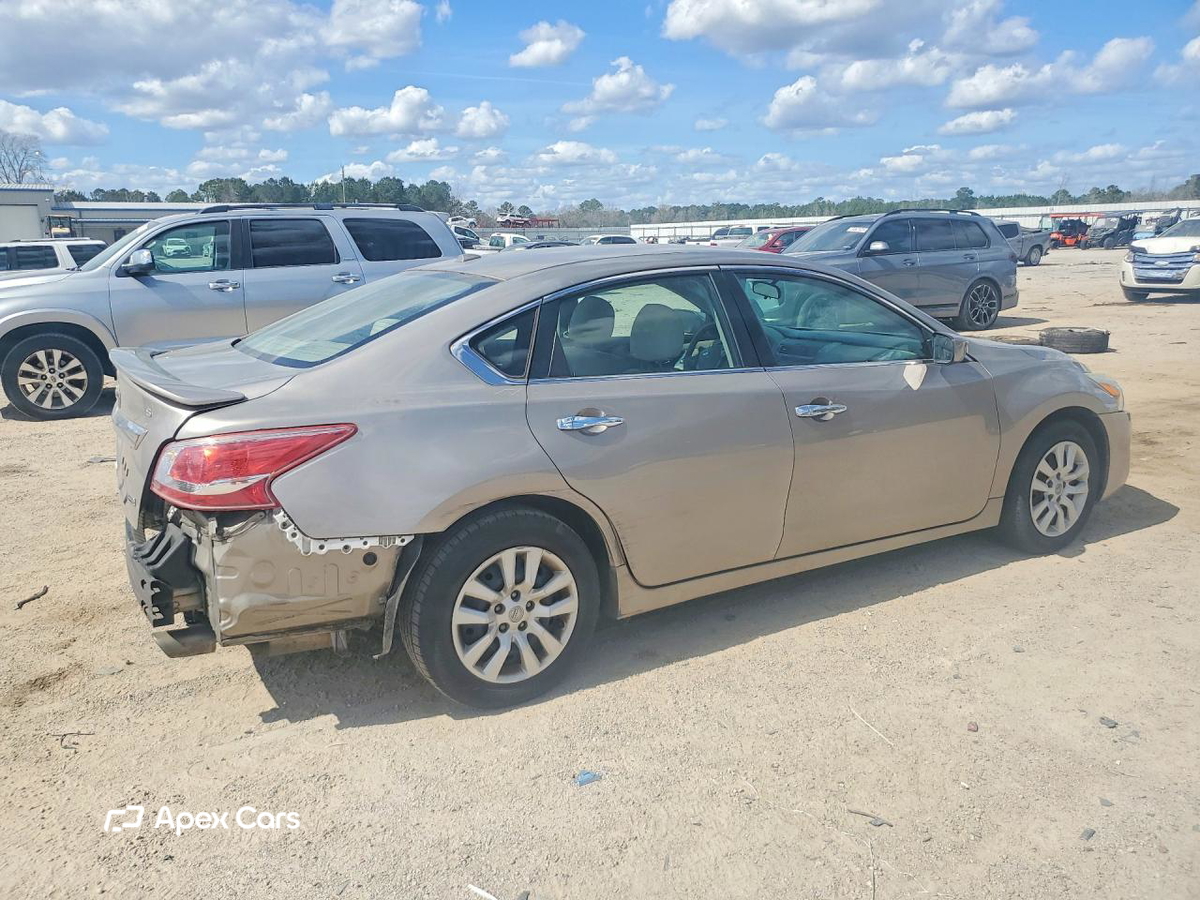 Nissan Altima 2015
